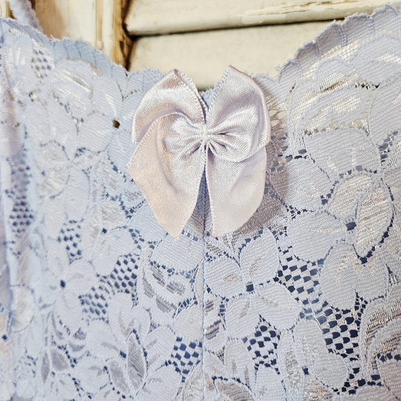 Vintage 80s Baby Blue Shortie Slip With Lace Trim Samll/Medium - Picture 3 of 10